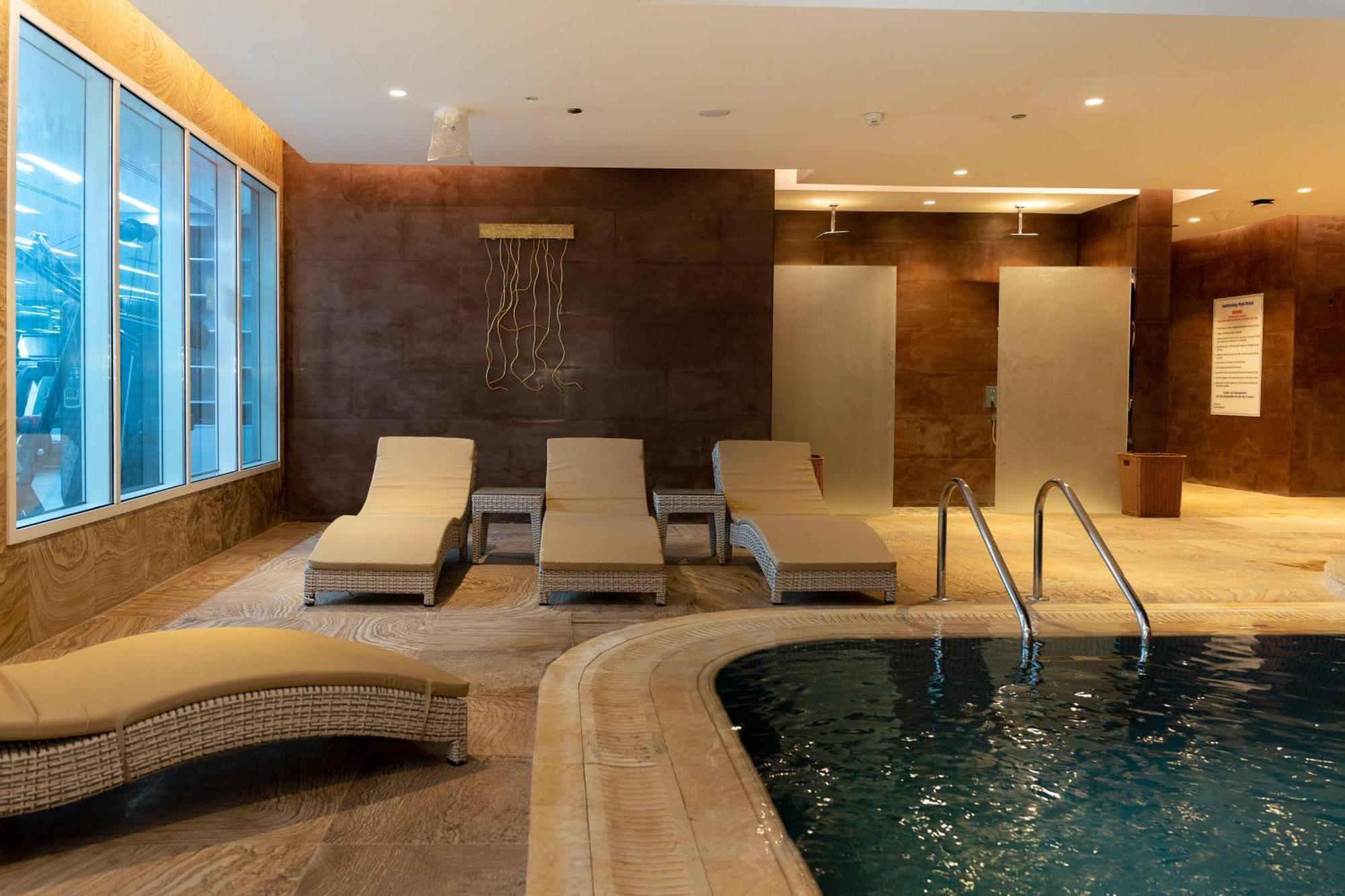Millennium Place Doha Exterior foto Spa at the hotel